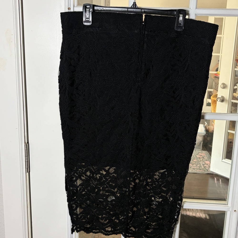 Torrid Black Lace Midi Pencil Skirt Size 1 Goth Witchy Romantic Fairy